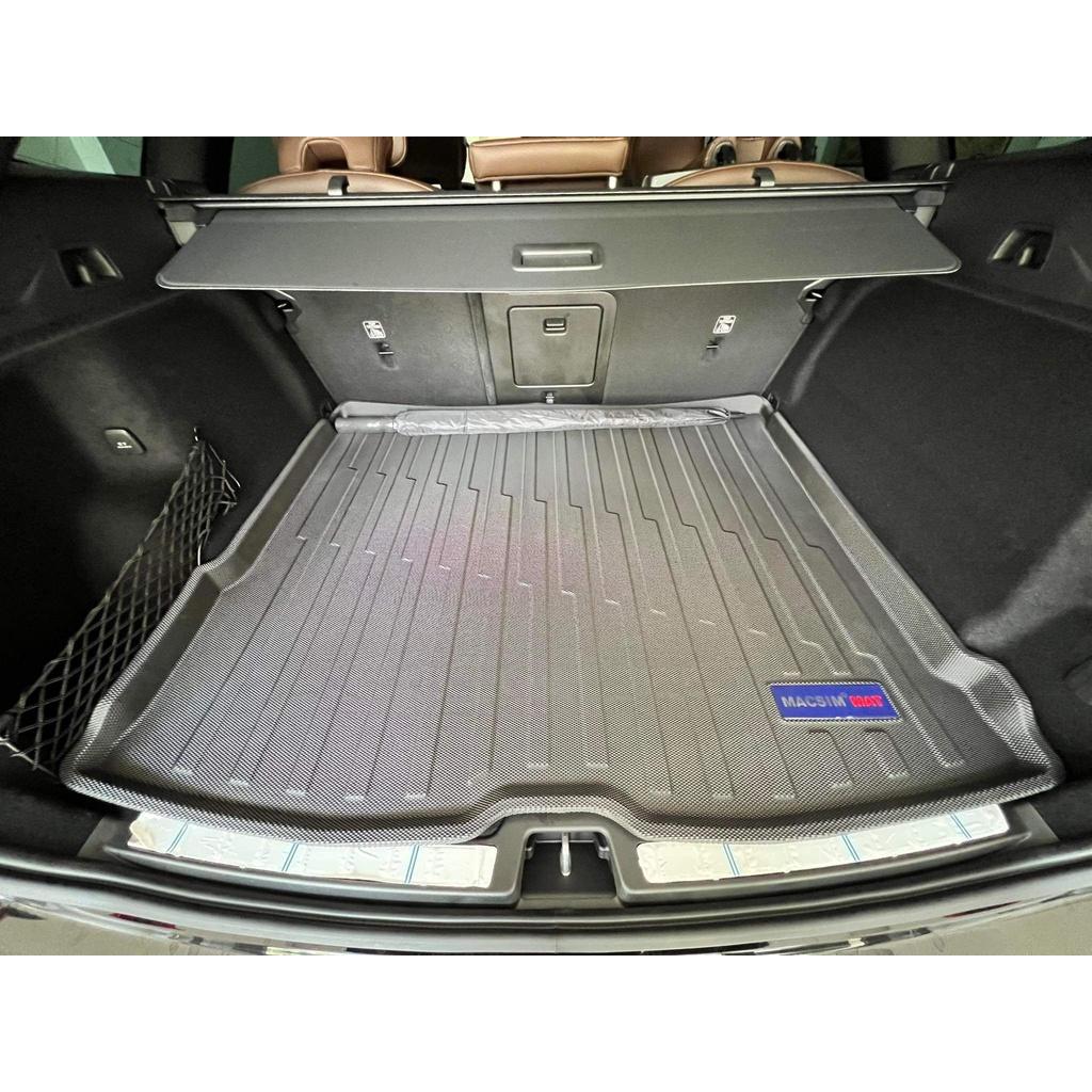 Thảm lót cốp xe ô tô VOLVO XC60 2018-đến nay nhãn hiệu Macsim hàng loại 2