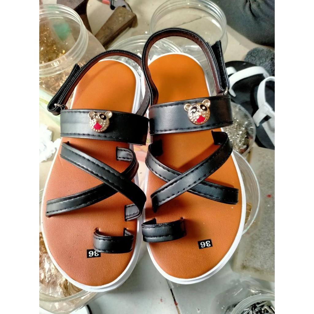 SANDAL ĐẾ ĐẸM XỎ NGÓN THÊU GẤU UNISEX NAM NỮ ĐỦ SIZE TỪ 35 ĐẾN 40