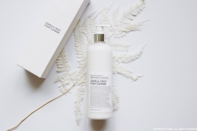 Sửa rửa mặt dịu nhẹ cho da nhạy cảm Graymelin Vintage Centella Crazy Foam Cleanser - 500ml