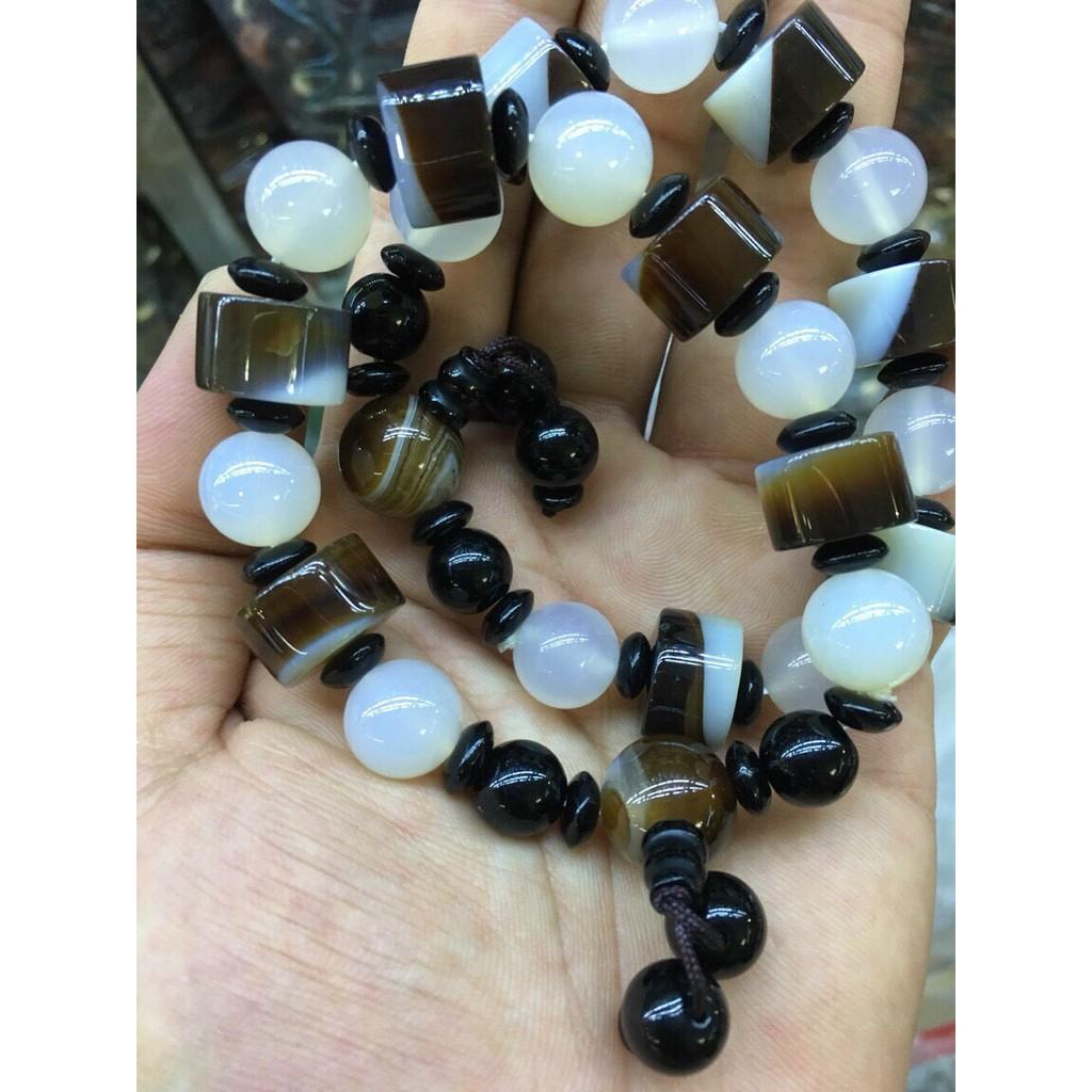 Vòng Tay Phong Thủy Mã Não Tây Tạng Mẫu 02