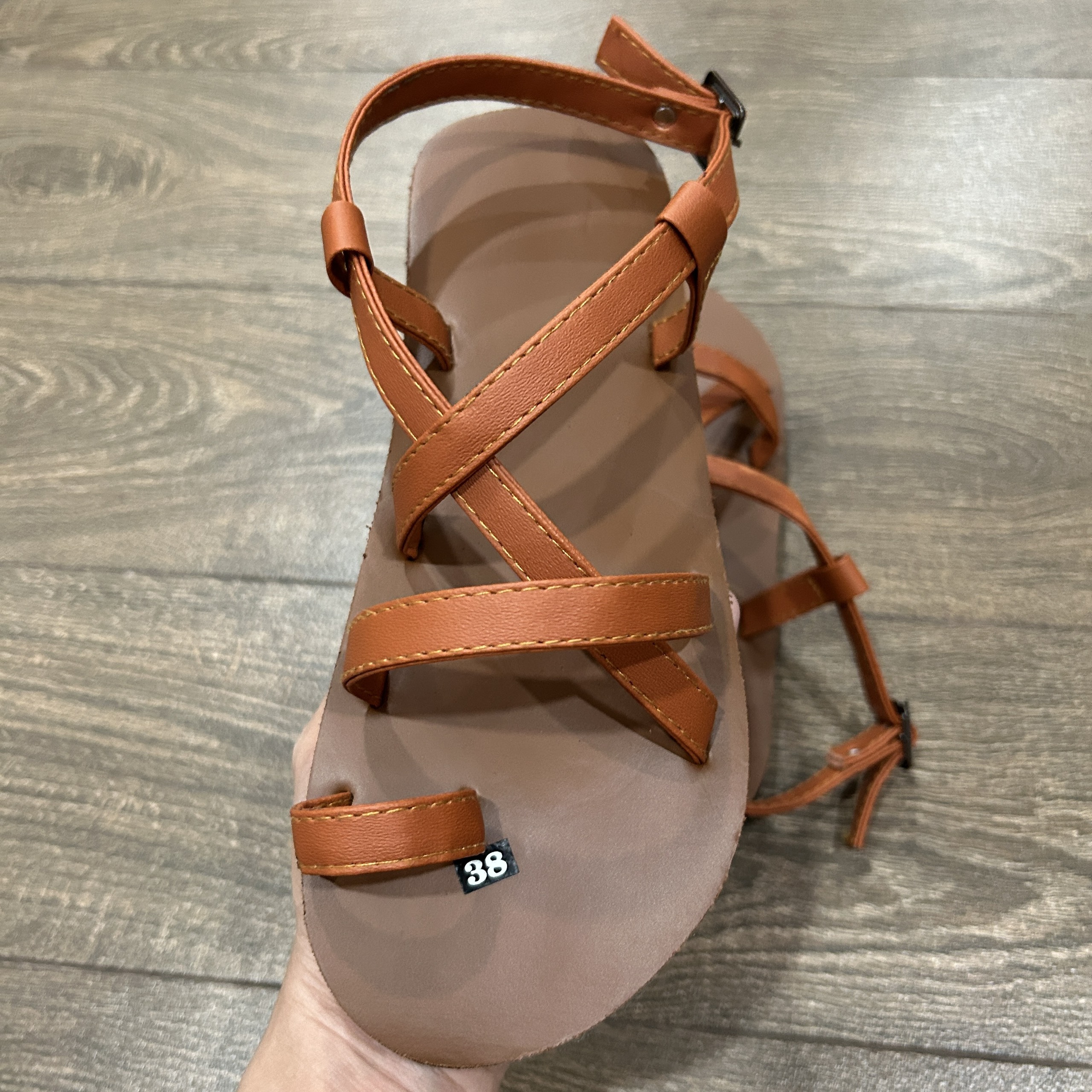 Giày sandal xỏ ngón quai chéo SD03 đi học, đi chơi, Da Pu LYNA Sandal