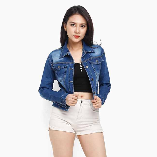 Aó khoác jeans nữ màu xanh thêu trước