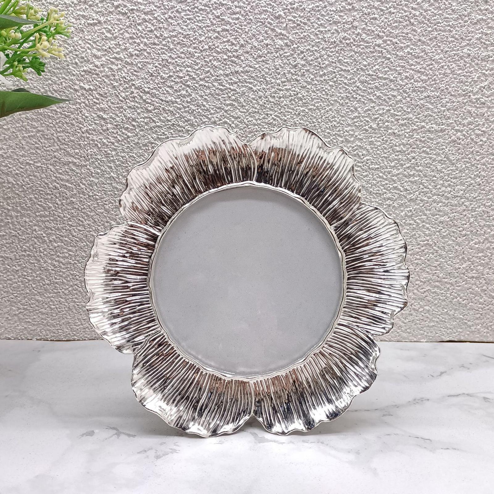 Round Photo Frame Display Picture Holder Desktop Cards Stand  for Livingroom ,Bedroom Decors, Home ,Arts Portrait