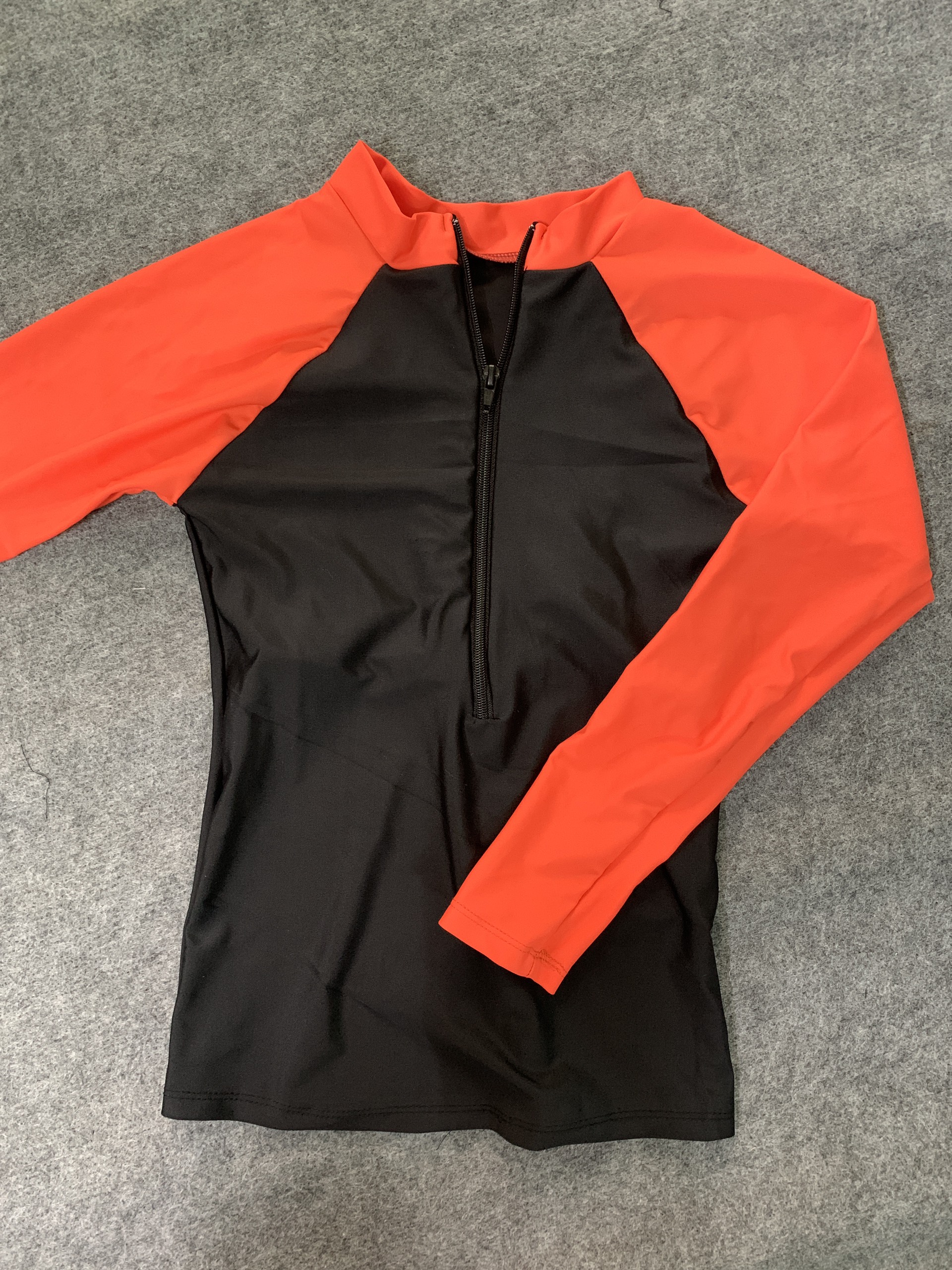 Áo bơi / Bikini sport dáng dây kéo phối sắc màu dễ dàng vận động. Áo bơi Che nắng tốt