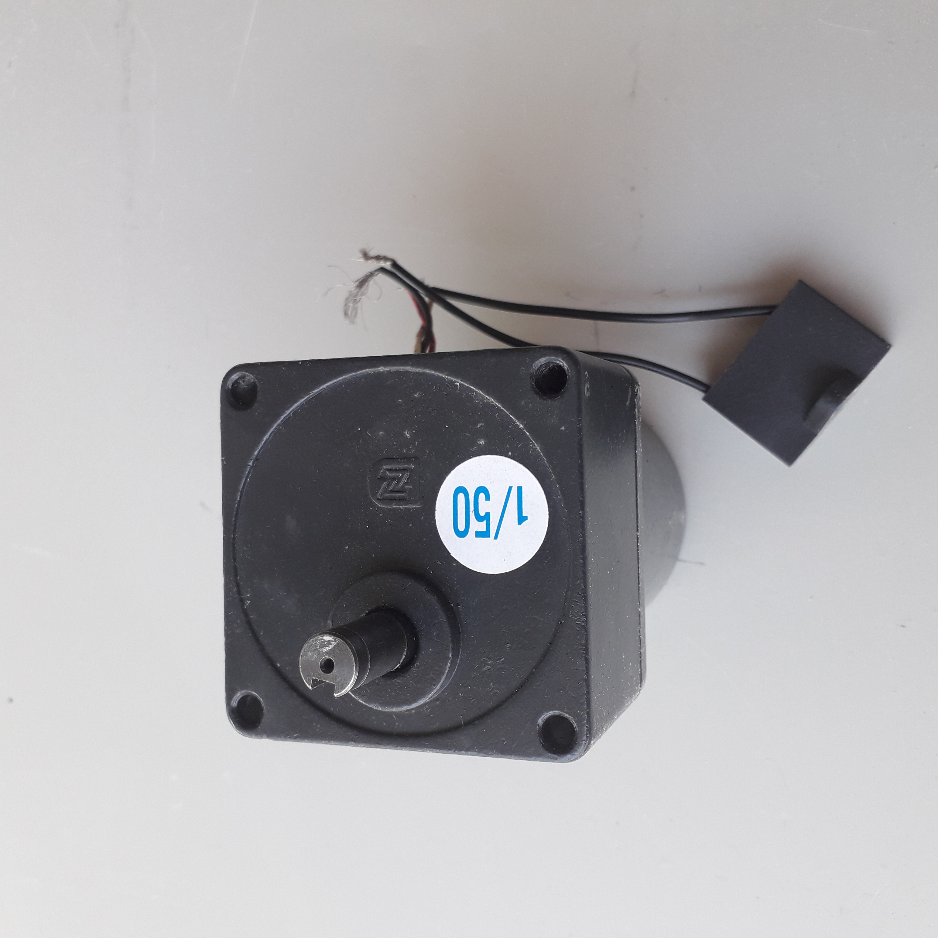 Motor chế máy quay vịt 15w 30 vòng/ phút kèm tụ