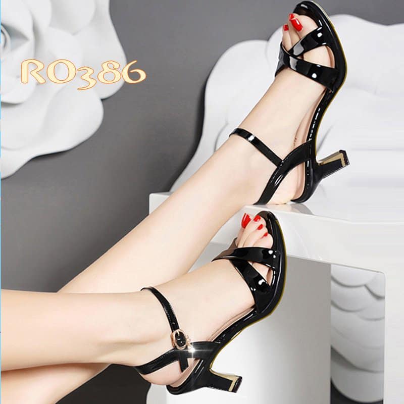 Giày sandal nữ cao gót 7 phân hàng hiệu rosata hai màu đen xám ro386