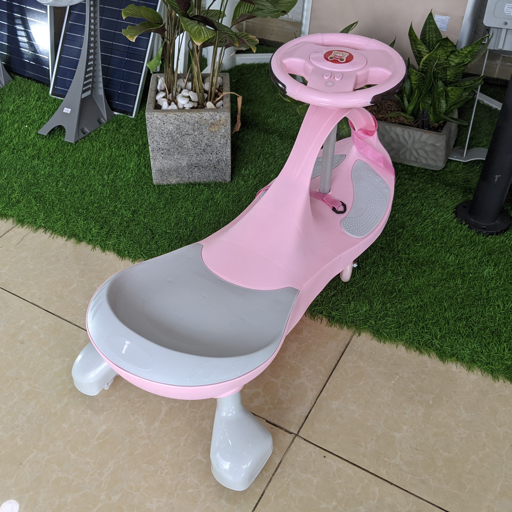 Xe lắc cho trẻ em BABY PLAZA HZL-919 có nhạc