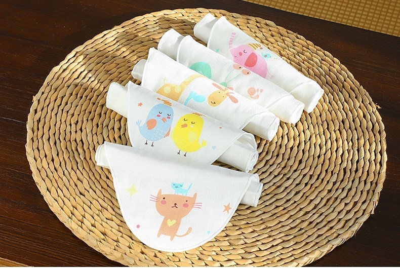 Set 2 Khăn Cotton Thấm Mồ Hôi Lưng Cho Bé