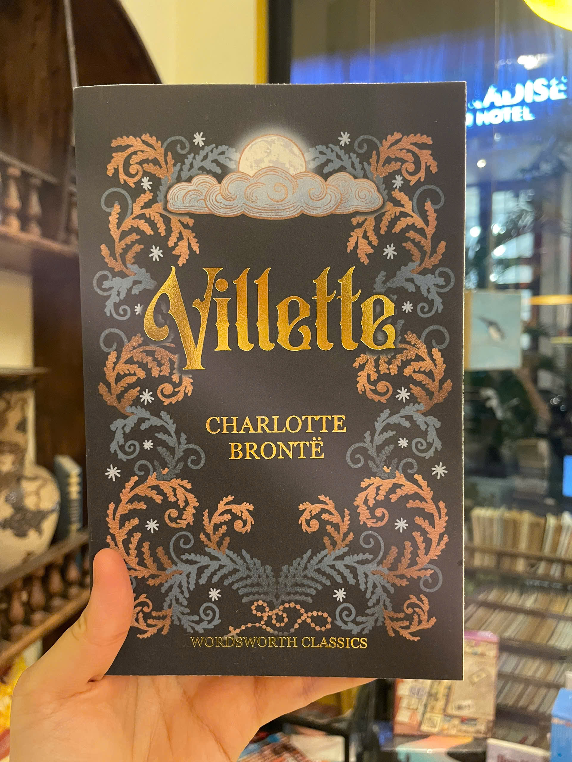 Sách - Villette by Charlotte Brontë - Classics/Fiction/Romance book in English - Sách Ngoại Văn