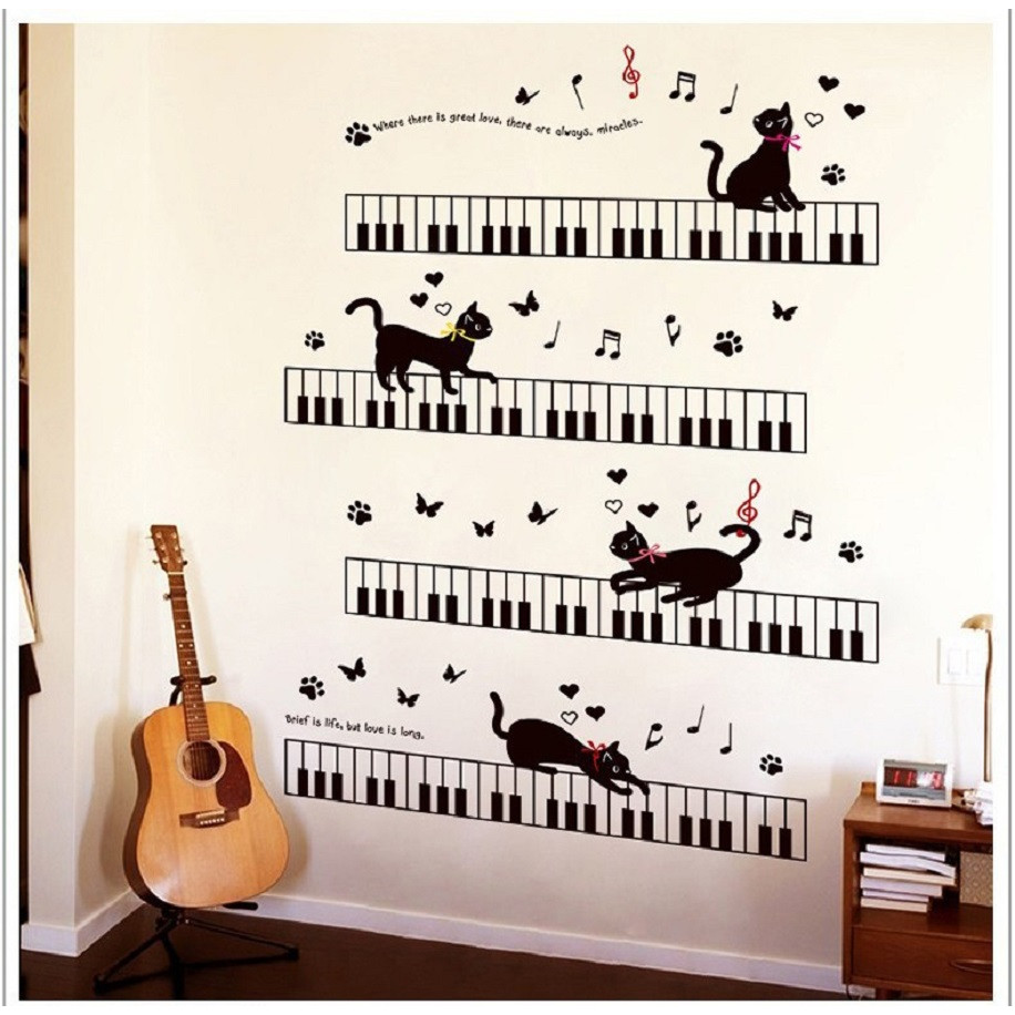 Decal dán tường mèo tinh nghịch đàn piano dễ thương sang trọng