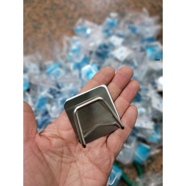 Móc treo miếng rửa chén, chùi xoong dán tường