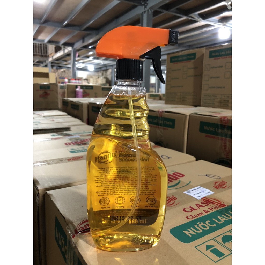 Nước lau kính hương quế 680ml