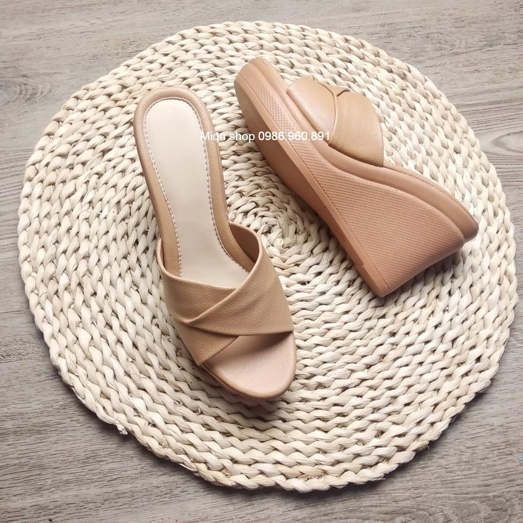 Dép nữ đế xuồng cao 9cm siêu nhẹ êm chân