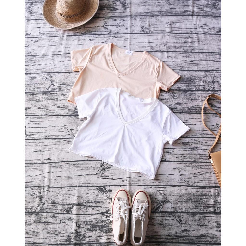 ÁO CROPTOP TRƠN CỔ V
