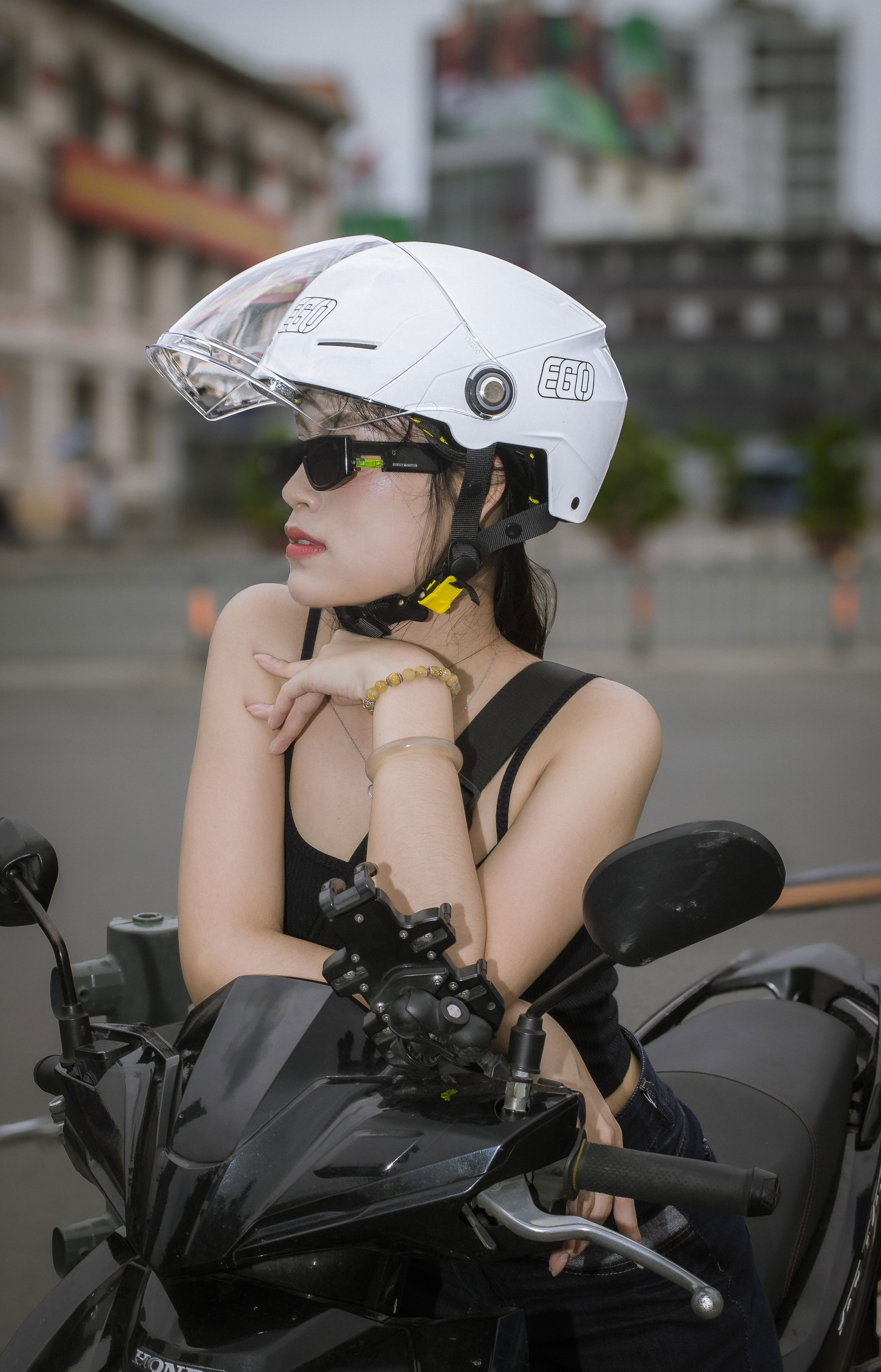 Mũ Bảo Hiểm Nửa Đầu EGO E-23 Không Kính Nhẹ Nhỏ Gọn Núm Vặn Tăng Giảm Size