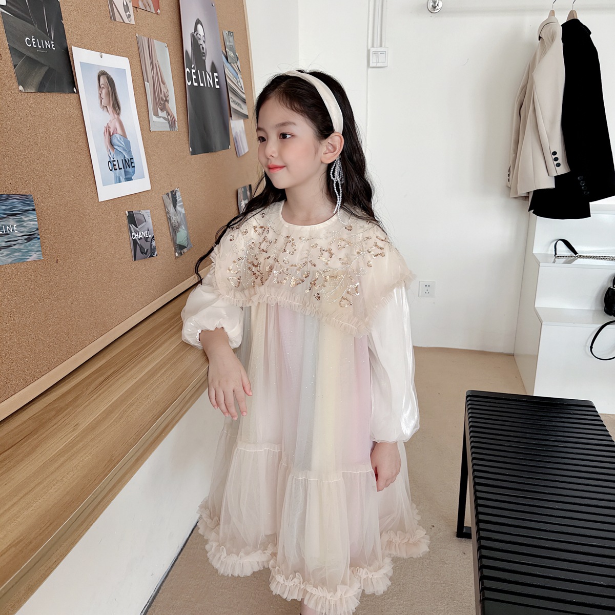 Váy công chúa bé gái, Đầm dự tiệc cho bé 4-10 tuổi có choàng và đính nơ điệu đà đáng yêu
