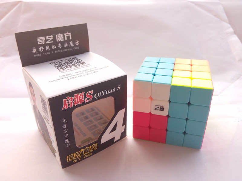 Đồ Chơi Rubik 4x4x4 Không Viền Sắc Màu