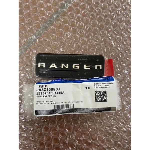 CHỮ TEM RANGER DÁN TRÊN ỐP MANG CÁ TAI XE RANGER