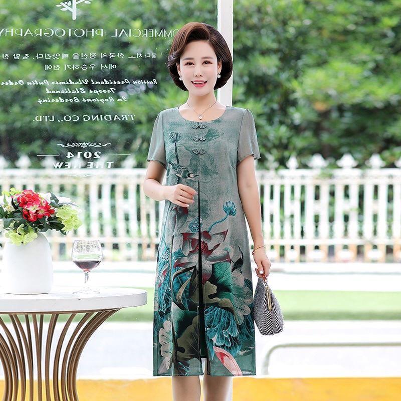 Đầm Trung Niên Tặng Mẹ , Kiểu Váy In Hoa Sen Cách Tân Cổ Tròn Ngắn Tay Form Suông Đi Tiệc | Thời Trang Trung Niên Nữ