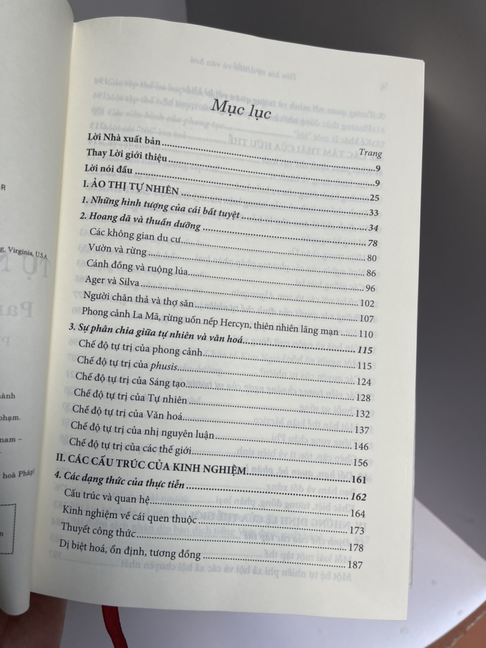 (Bìa cứng) BÊN KIA TỰ NHIÊN VÀ VĂN HÓA – Philippe Descola – Phạm Văn Quang, Võ Thị Ánh Ngọc (dịch) - NXB ĐH Sư phạm 