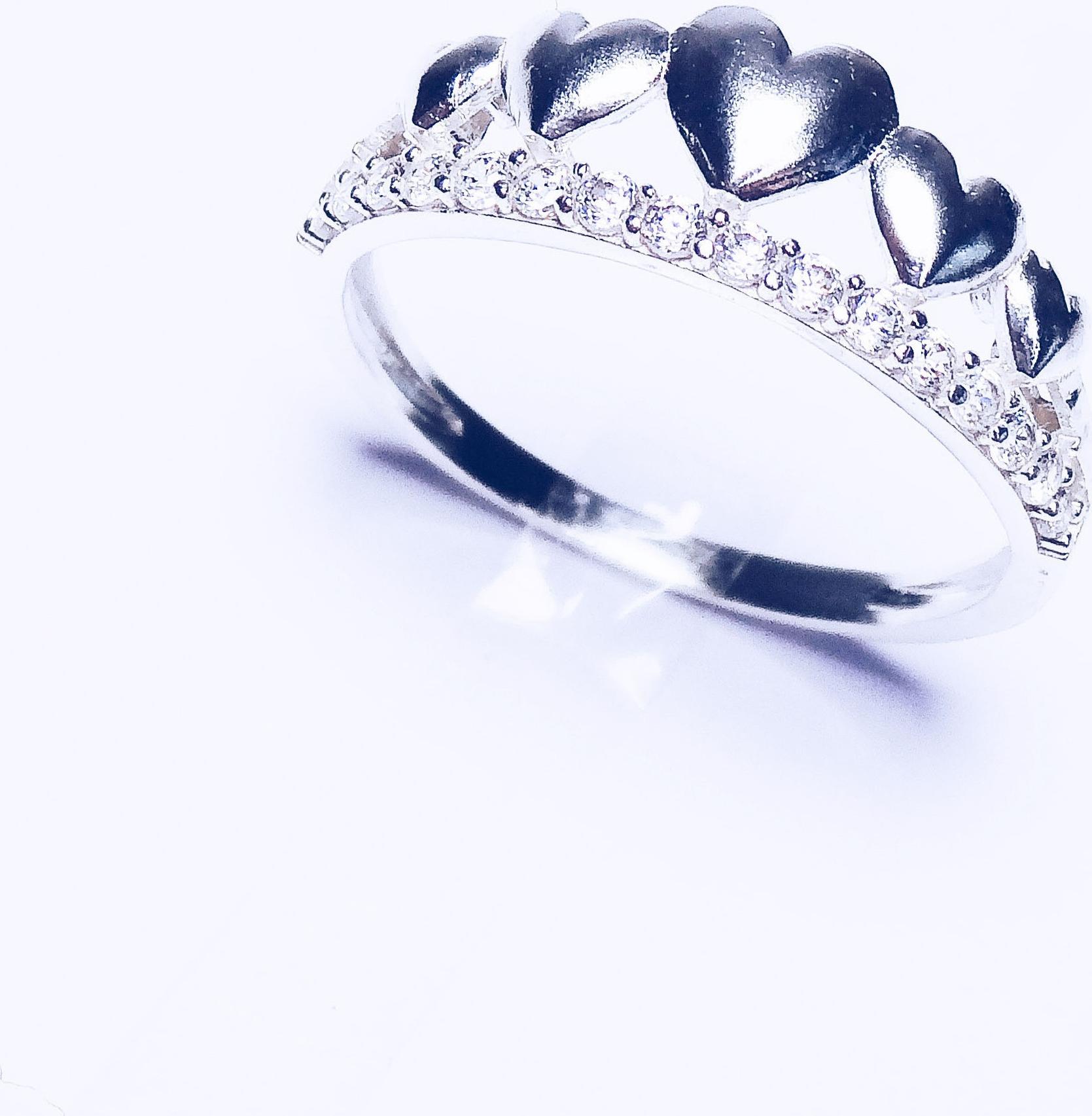 KEELY VALDA Trang sức nhẫn Line Heart Diamond Lux