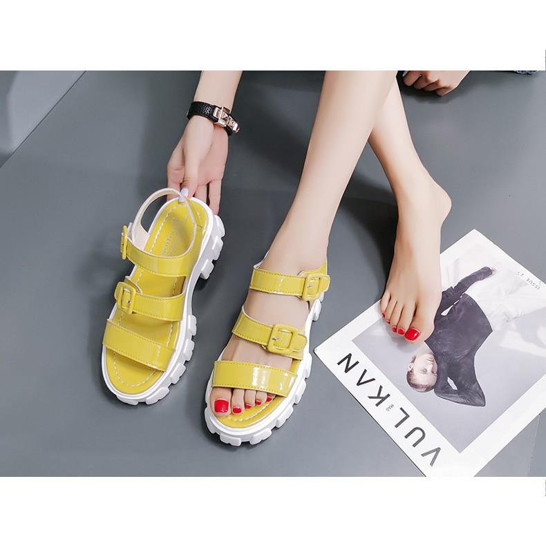 Sandal nữ 3 quai ngang đế xuồng 5cm màu nhã cực xinh