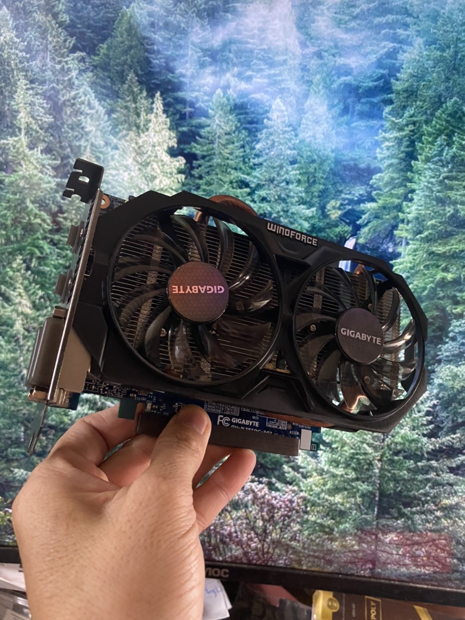 VGA GIGABYTE NVIDIA GeForce GTX 750Ti 2GB/2FAN - HÀNG CHÍNH HÃNG