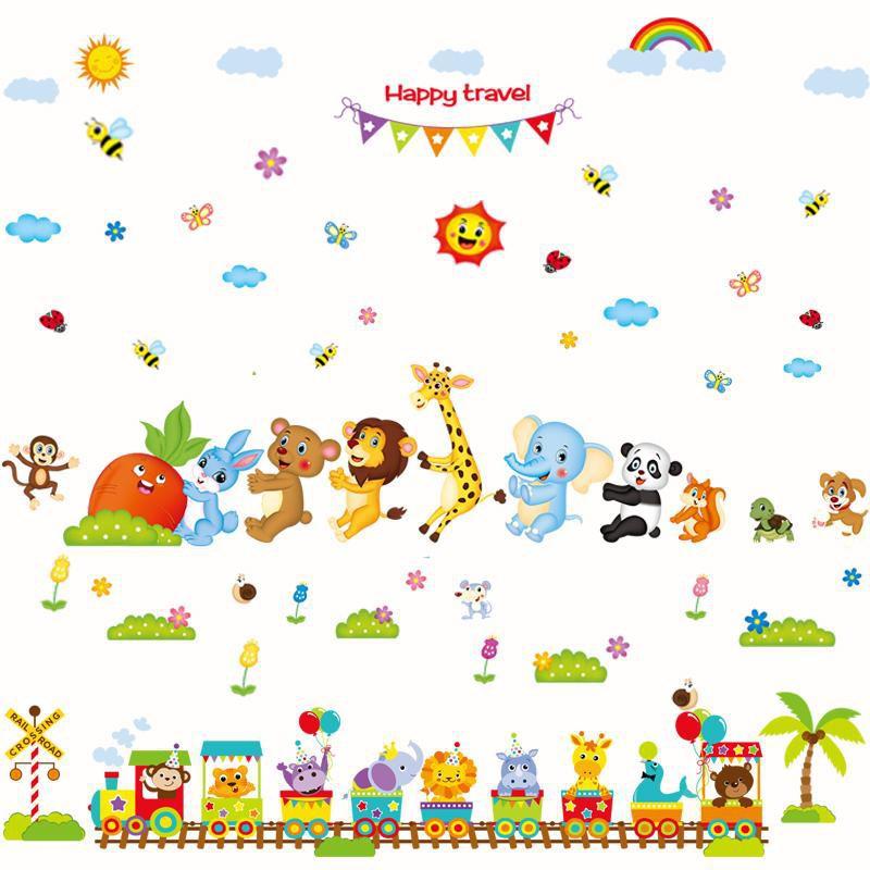 Decal dán tường thú kéo ôm nhau kết hợp đoàn tàu Happy travel