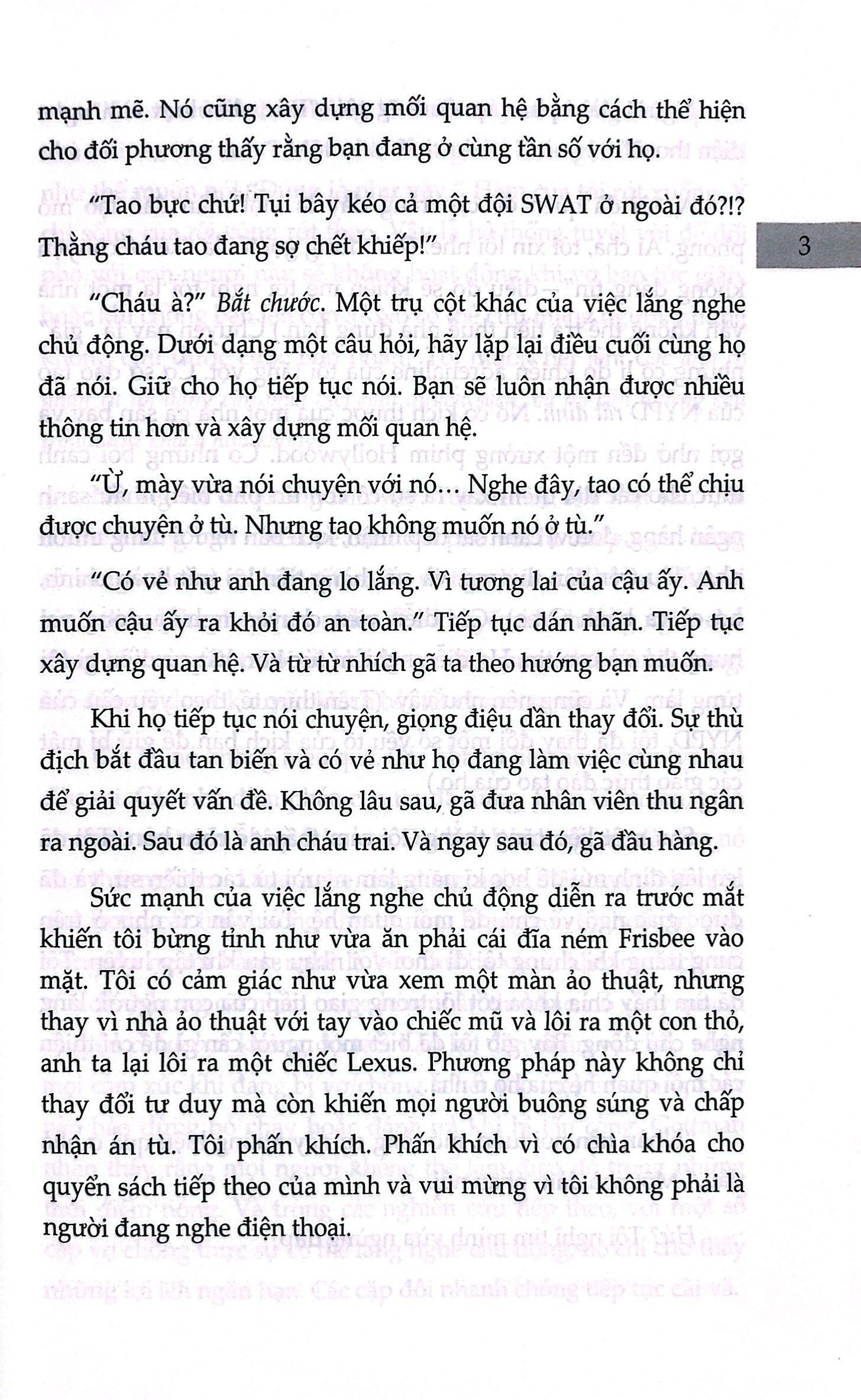 Thân Ai Nấy Lo - Sự Thật Về Tình Yêu, Tình Thân Và Bản Chất Con Người (Tái Bản 2024)