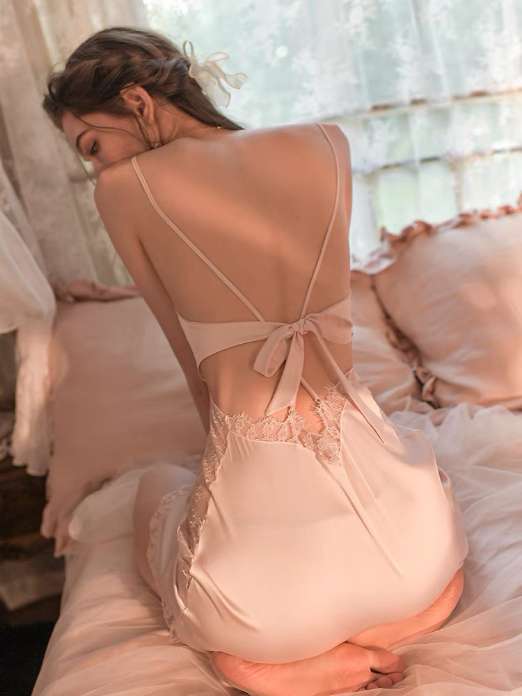 Đầm Ngủ Hai Dây Phối Ren Hoa