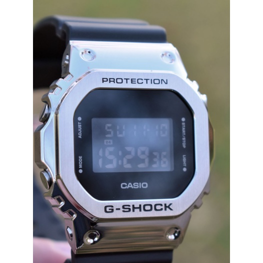 Đồng hồ nam dây nhựa G-Shock Casio Anh Khuê GM-5600-1DR