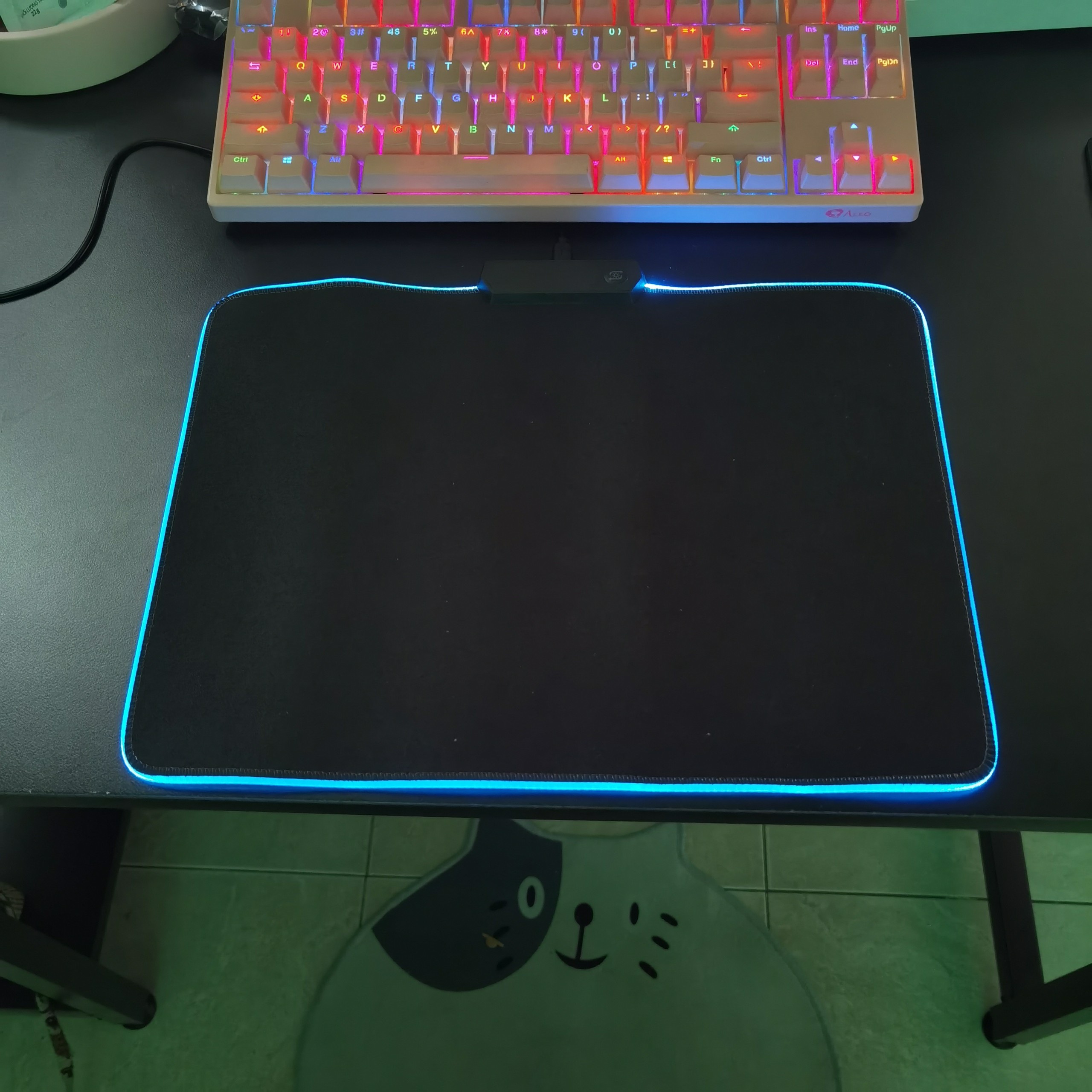 Lót chuột CÓ LED 25CM*35CM dày 4mm tích hợp LED RGB