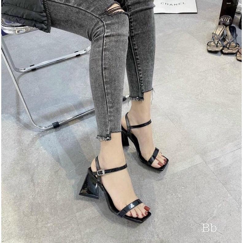 Giày Sandal cao gót 7p quai mảnh Gót Tam Giác mẫu mới