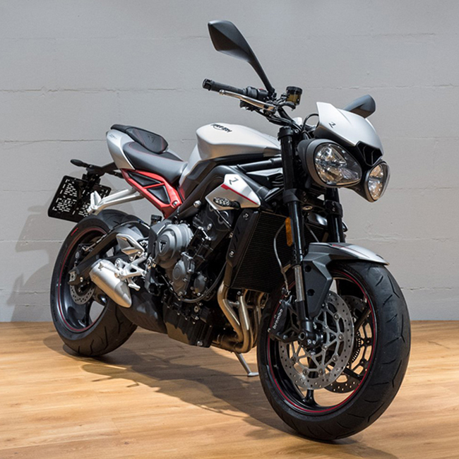 Xe Môtô Triumph Street Triple R (Low) - Bạc Nhám