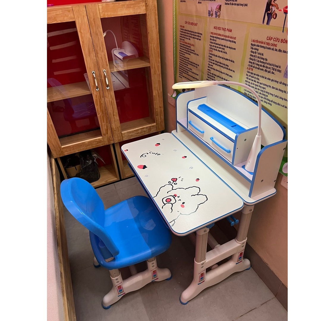 Bộ bàn ghế học sinh k40 chống cận chống gù bàn học thông minh cho bé chỉnh được độ cao có giá đỡ sách và ngăn kéo