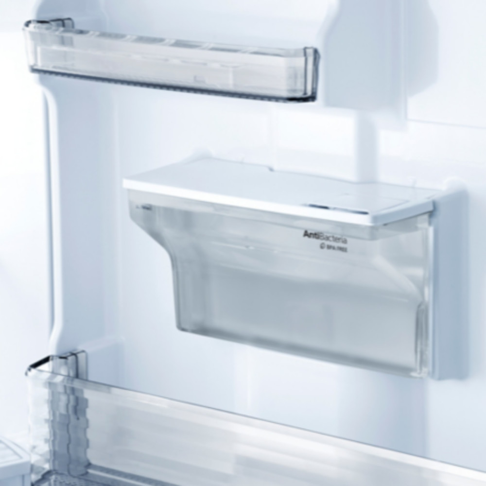 Tủ Lạnh 2 Cánh Panasonic 377 lít NR-BX421GPKV ngăn đá dưới - Lấy nước ngoài - Hàng chính hãng