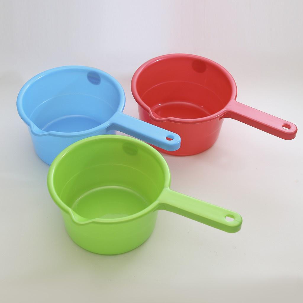 Gáo Nhựa Việt Nhật, Gáo múc nước 2221 + 2222 , 6121 + 6122 Chất Liệu Nhựa Nguyên Sinh Cao Cấp, Thân Thiện Với Môi Trường