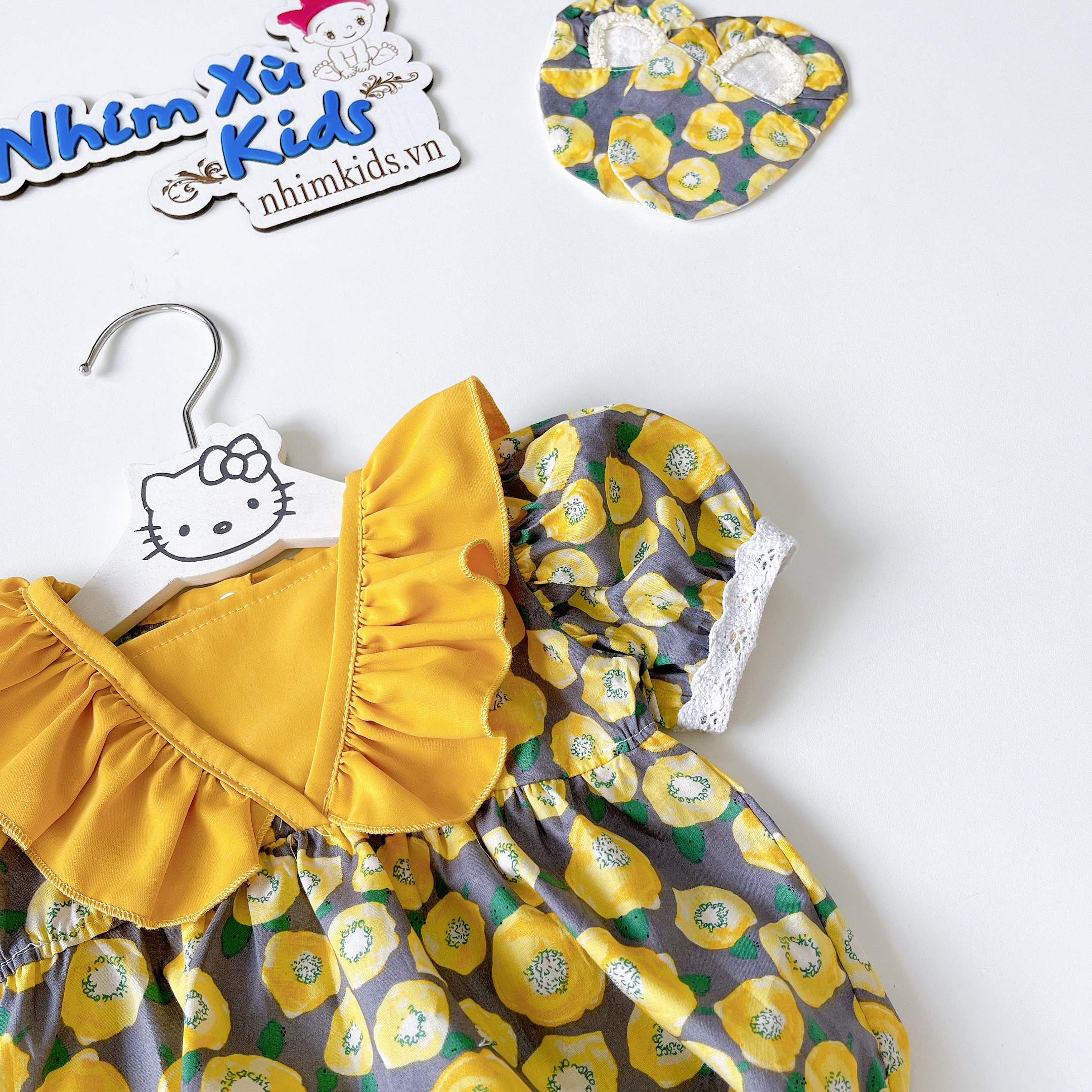 Bodysuit bông bí màu vàng bé gái sơ sinh đến 12kg, body tay ngắn 3 chi tiết cho bé gái