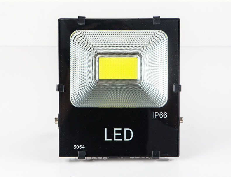 Đèn pha LED 20W FELIOS tiết kiệm điện năng