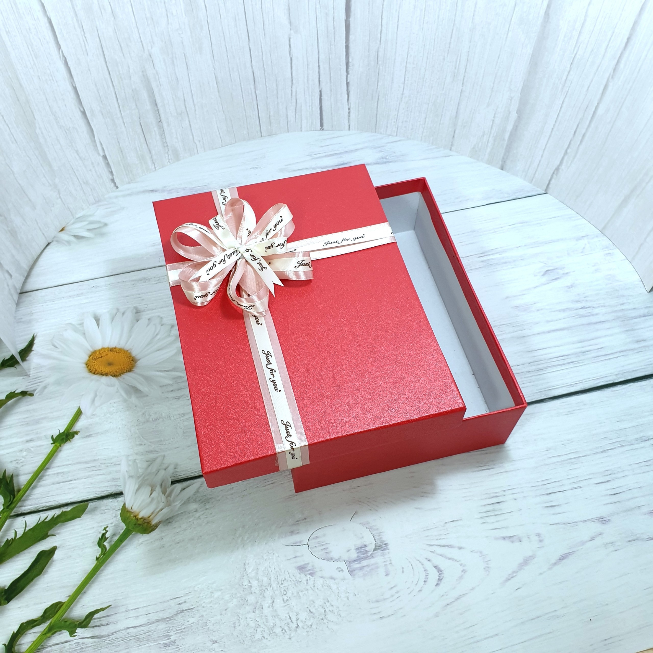 [Tặng thiệp + Giấy rơm] Hộp quà sinh nhật, hộp quà valentine tặng người yêu 23x17x7cm - HQ24