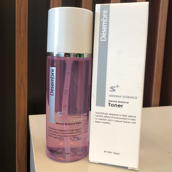 Nước hoa hồng Derma Science Derma Essence Toner