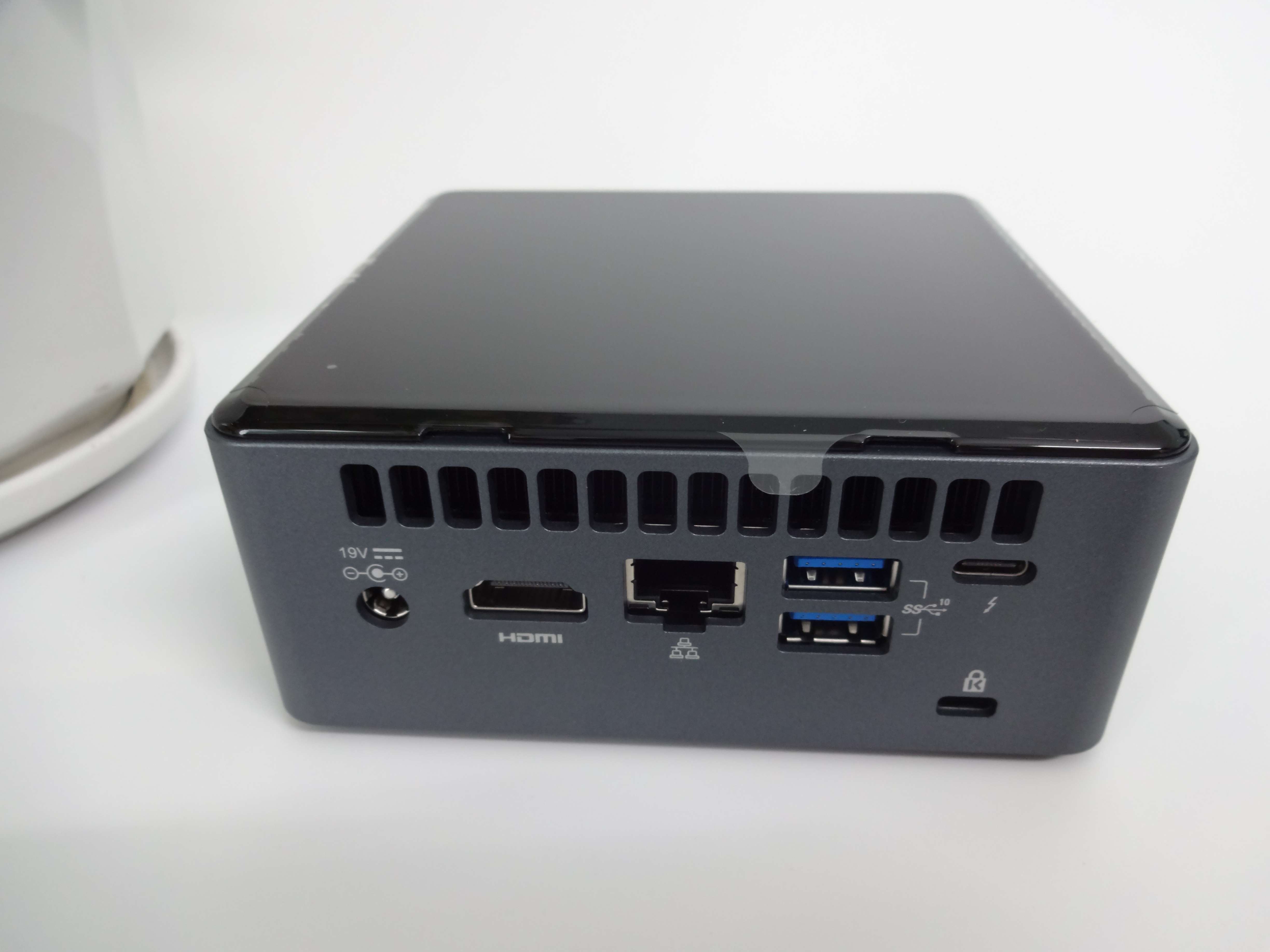 Máy tính (Mini PC - Bare Bone) Intel NUC 10 Performance kit - NUC10i3FNH (i3-10110U) (BXNUC10i3FNH2 - PCINTEL06 - Hàng Chính Hãng