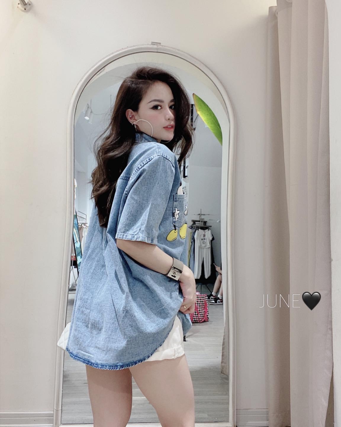 ÁO SƠ MI BÒ DENIM MÀU XANH CHO NỮ ATN576