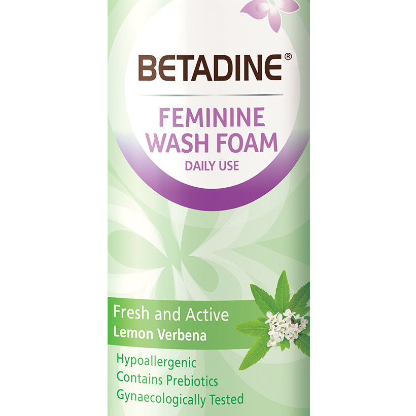 Bọt vệ sinh phụ nữ Betadine Fresh-Active Lemon - chai 100ml