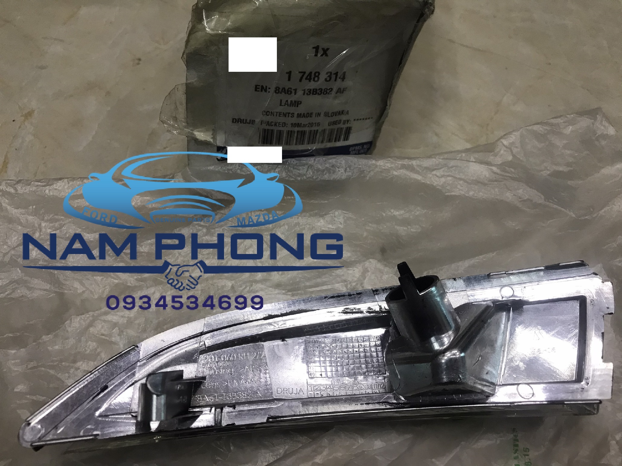 Đèn xi nhan trên gương Fiesta 16 RH LH  -  8A6113B382AF / 8A6113B381AF , Sử dụng cho các dòng xe Fiesta từ đời  2014 – 2018 , LAMP SD FLASHER RH