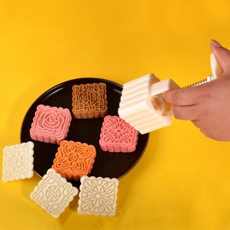 Khuôn nhựa làm bánh trung thu mẫu vuông 50g tặng kèm 4 mặt - Khuôn in làm bánh trung thu ép lò kèm 4 mặt ép