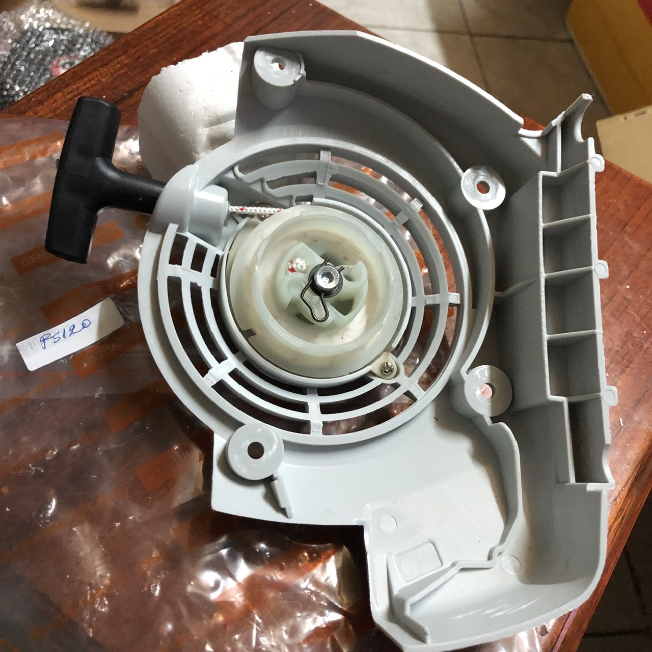 Ốp giật khởi động dùng cho máy cưa xích  STILH FS120 FS200 FS250 FS300 FR350 BT120C BT121