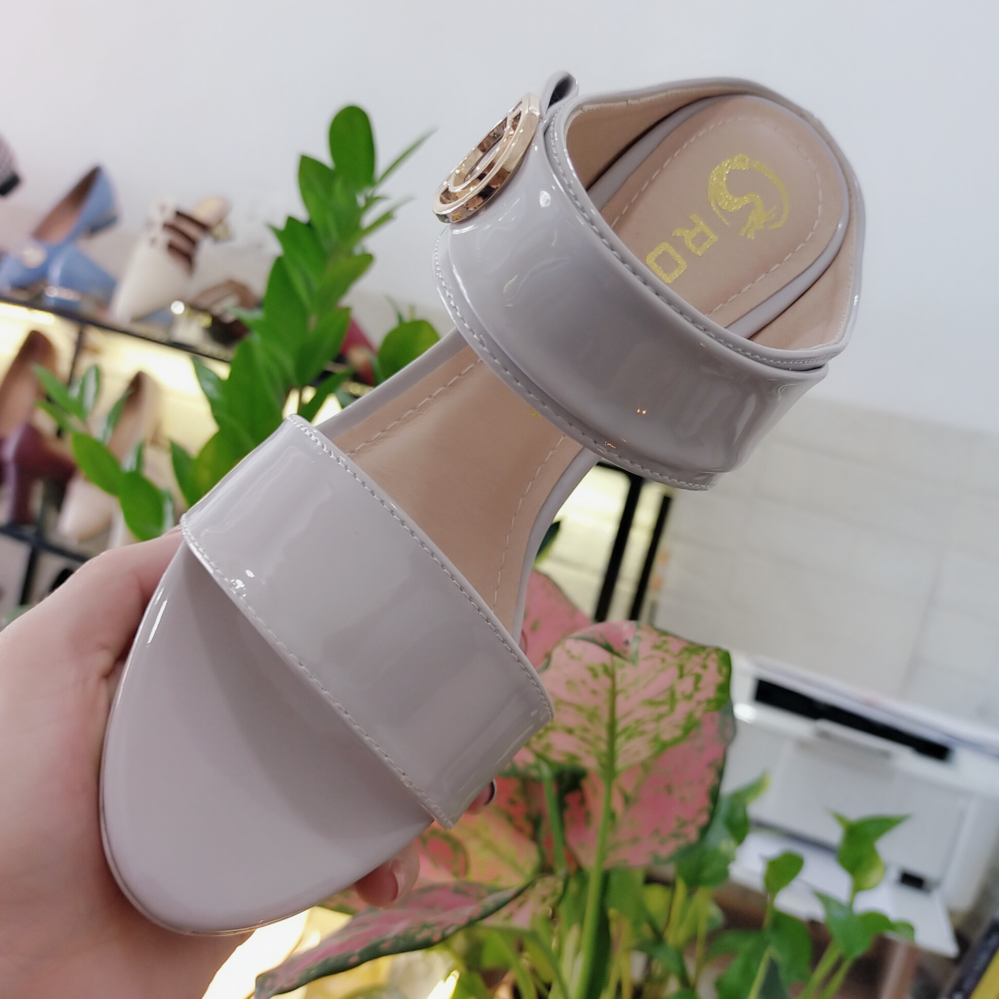 Dép cao gót nữ quai ngang ROSATA RO494 - 8p - HÀNG VIỆT NAM - BKSTORE