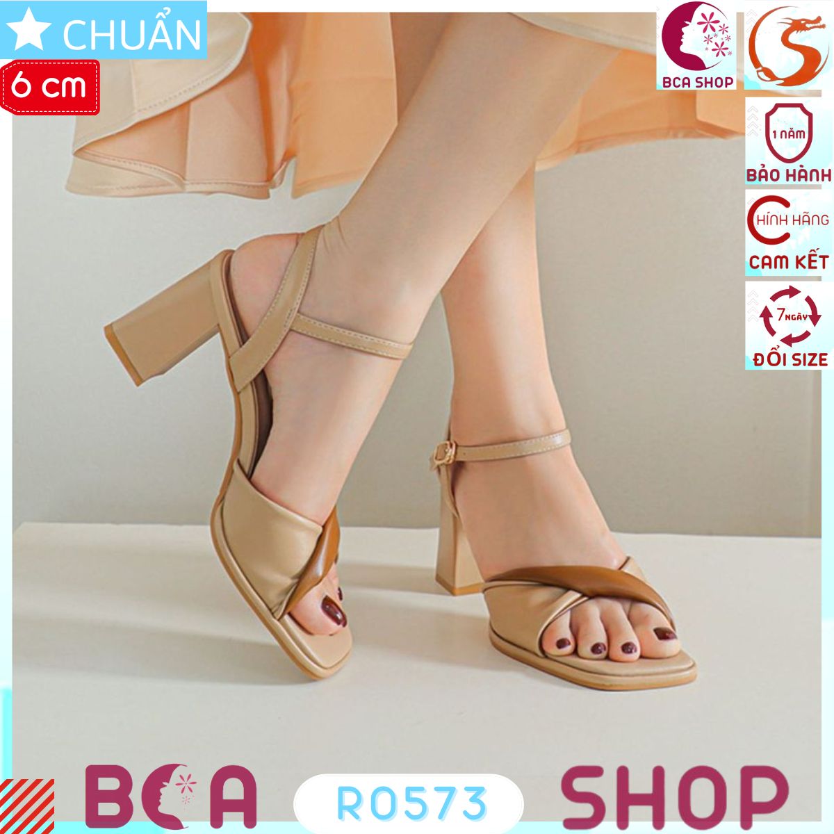 Xăng đan nữ hở mũi 6p RO573 ROSATA tại BCASHOP quai ngang phối màu đẹp mắt và sành điệu, rất tôn dáng chân