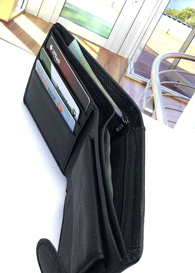 Ví nam hàng da thật có khóa kéo